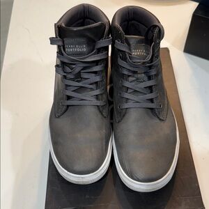 Perry Ellis Men's Charcoal Sneakers